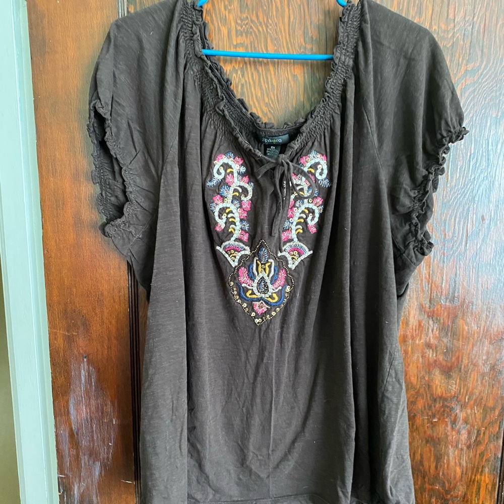 🌺 3/15 sale! 🌺 Brown ruffle sleeve top